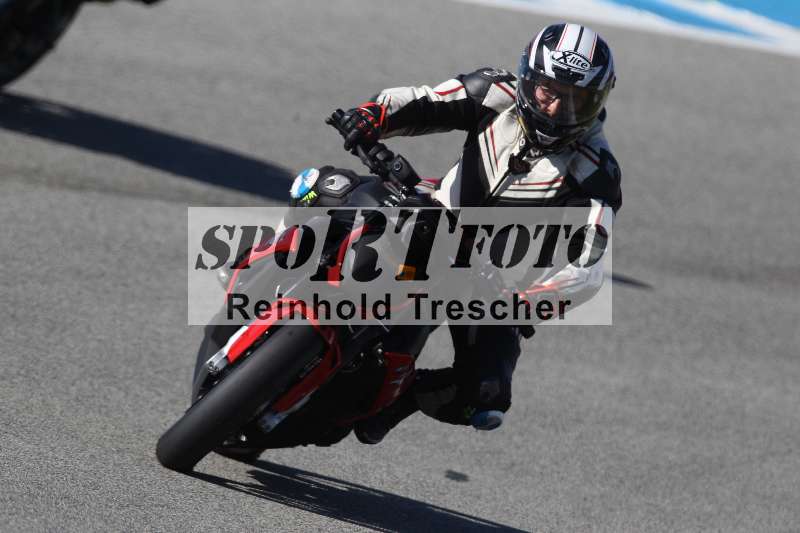 Archiv-2023/01 27.-31.01.2023 Moto Center Thun Jerez/Gruppe gruen-green/156